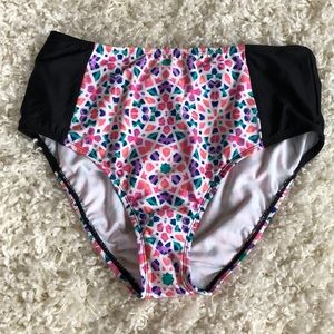 NEW Highwaisted Bikini Bottoms